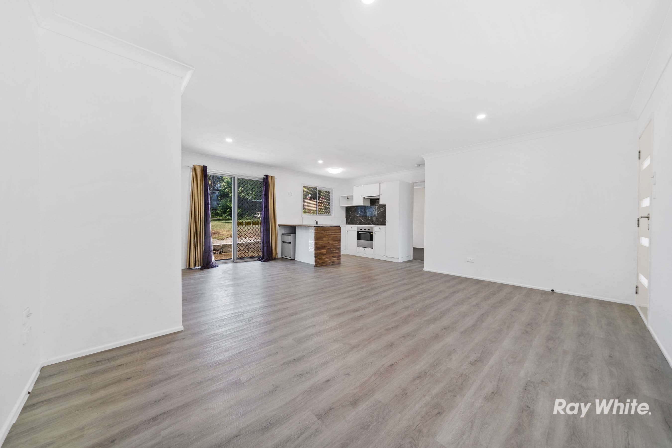 23 Gazania Street, Kingston QLD 4114, Kingston - Thumbnail 2