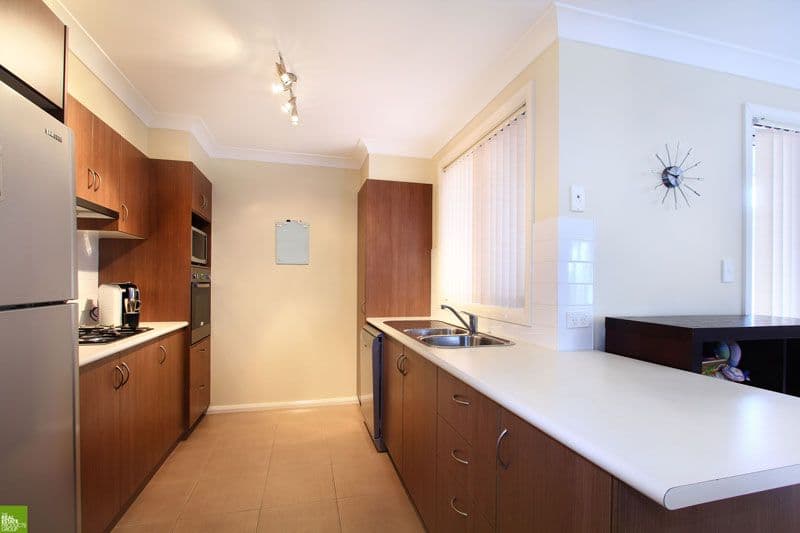6 Silkwood Road, WOONONA NSW 2517, Woonona - Thumbnail 4