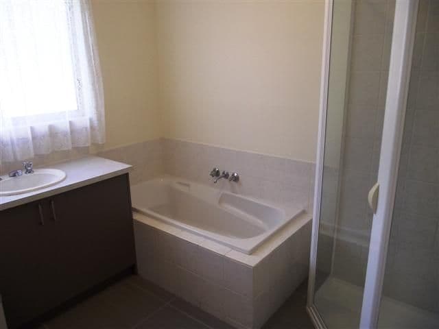 27 Sedgman Road, WIMBLEDON HEIGHTS VIC 3922, Wimbledon Heights - Thumbnail 4