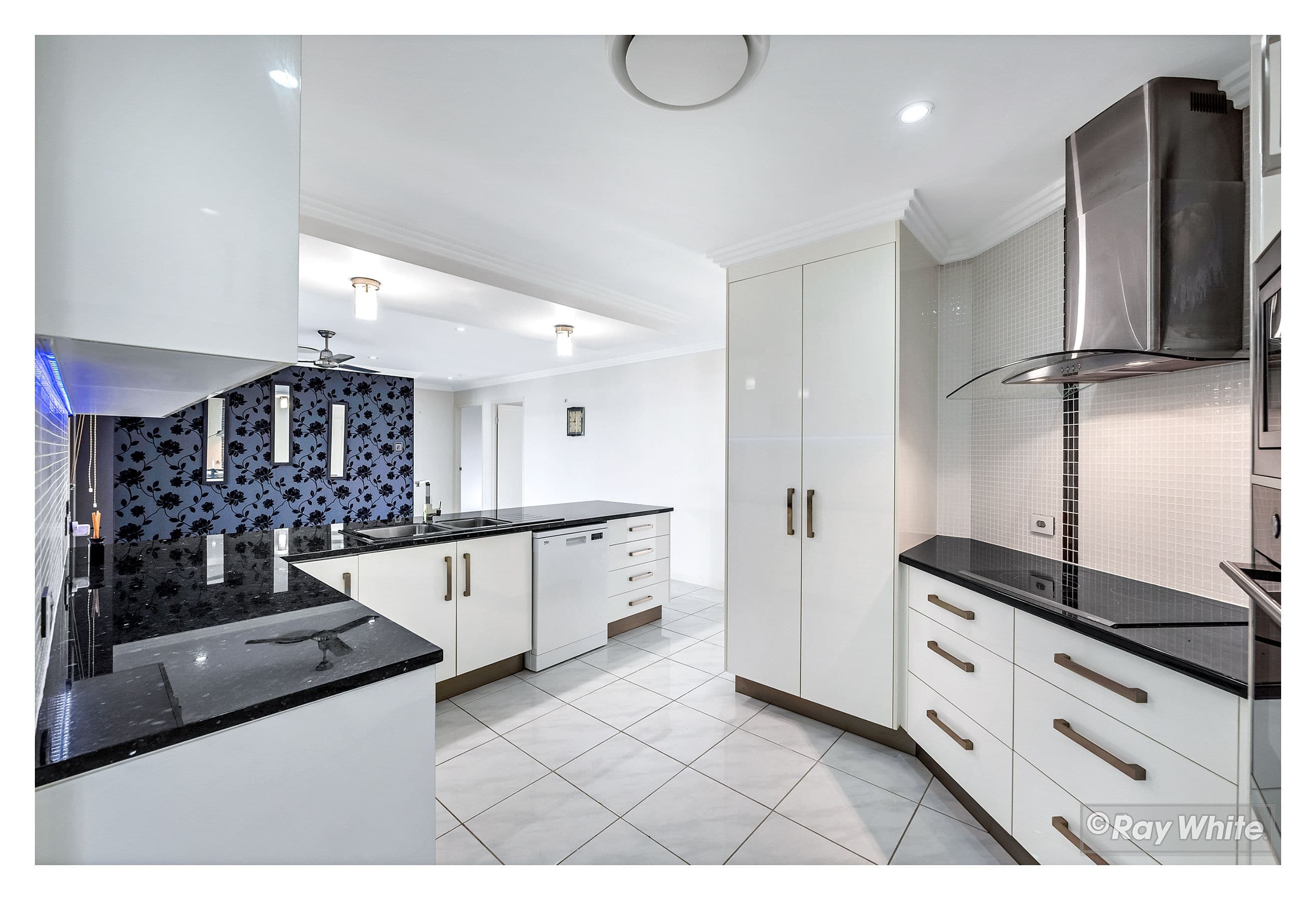 40 Jamie Crescent, Gracemere QLD 4702, Gracemere - Thumbnail 5