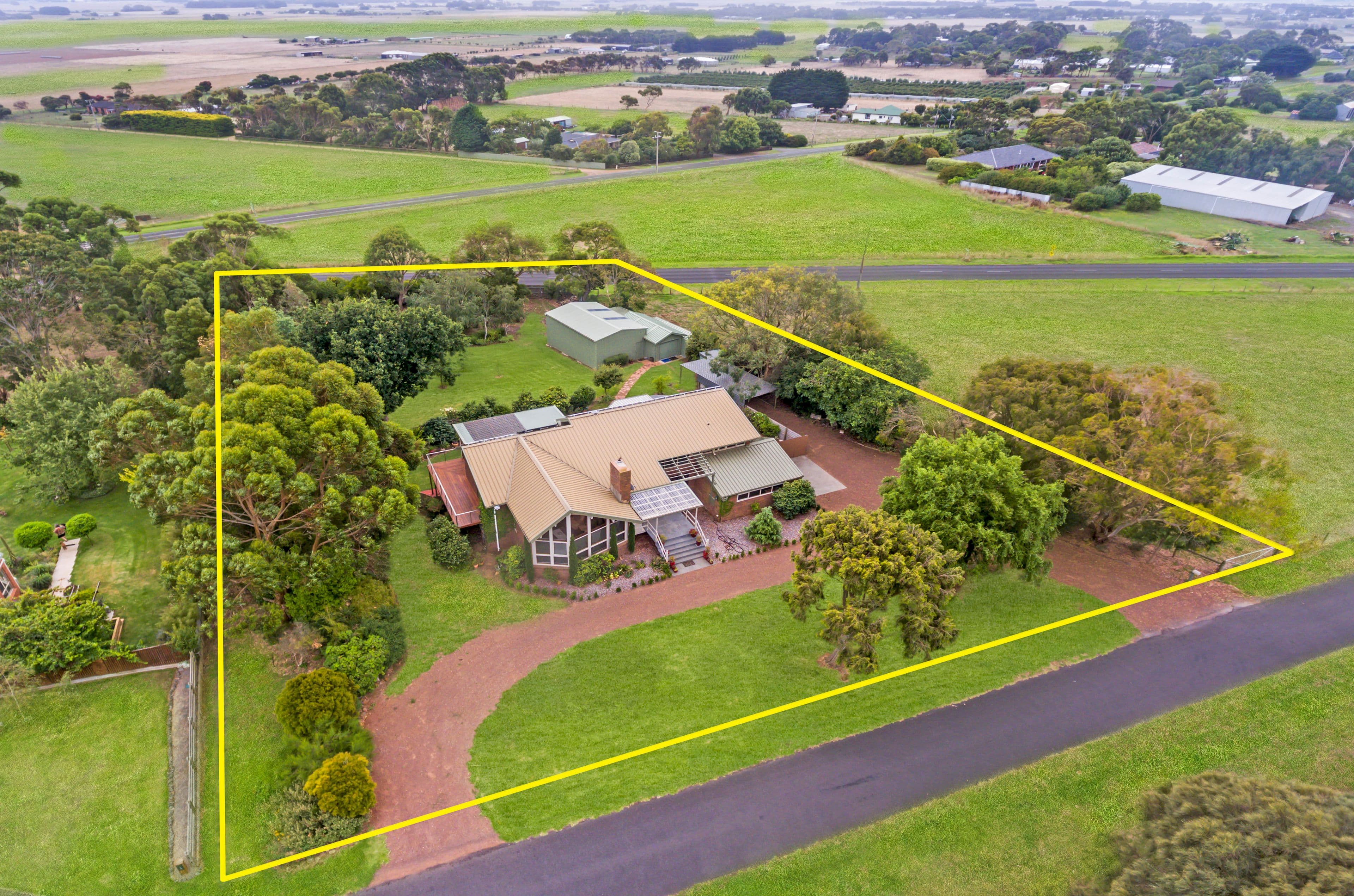 47 Scenic Drive, Koroit VIC 3282, Koroit - Thumbnail 3