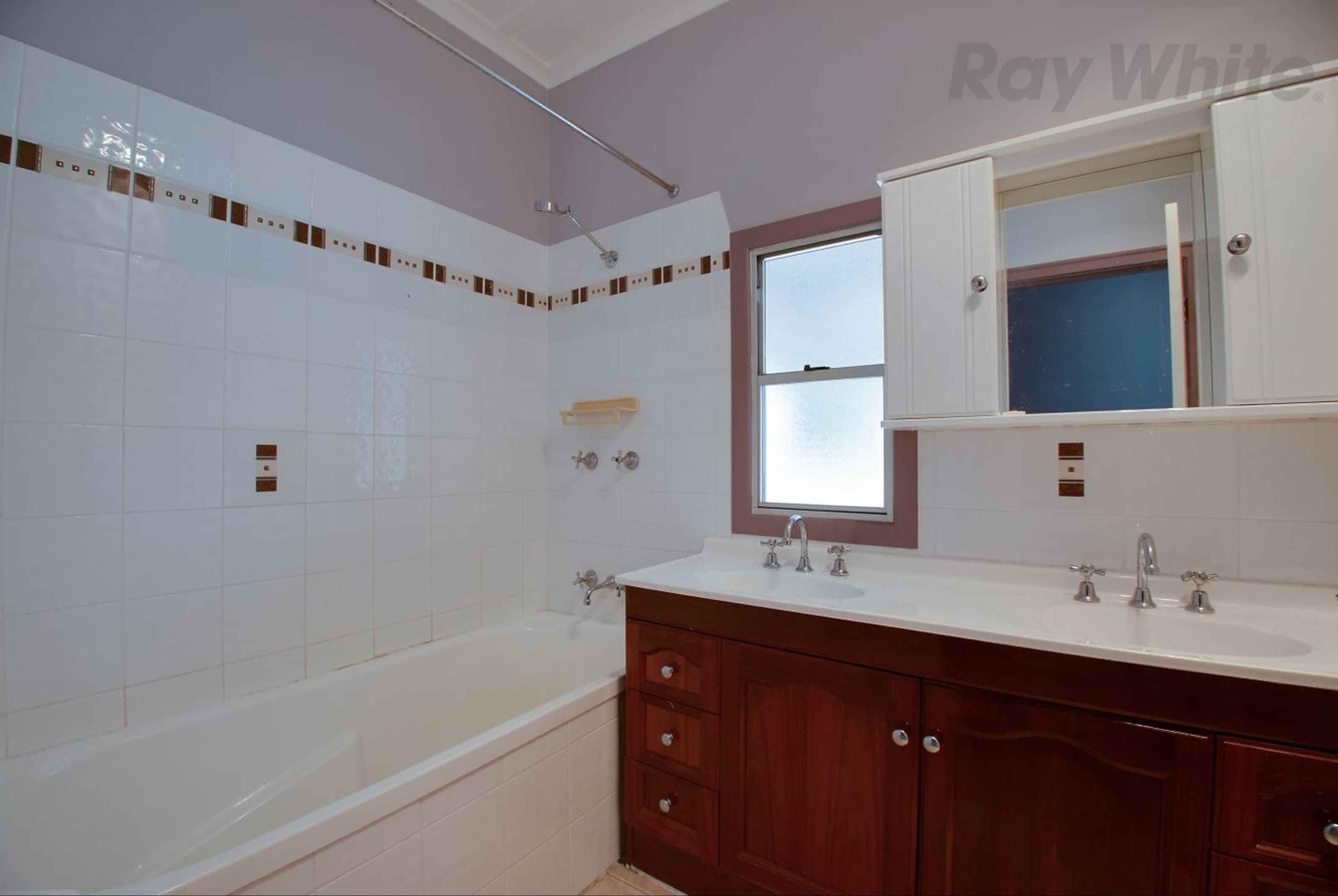68 Blackstone Road, Newtown QLD 4305, Newtown - Thumbnail 7