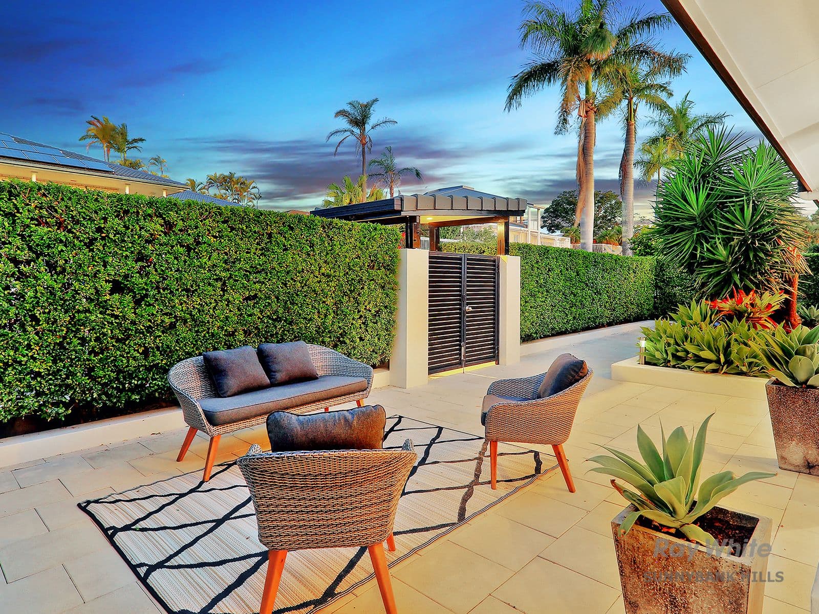 23 Hearnville Street, Robertson QLD 4109, Robertson - Thumbnail 2