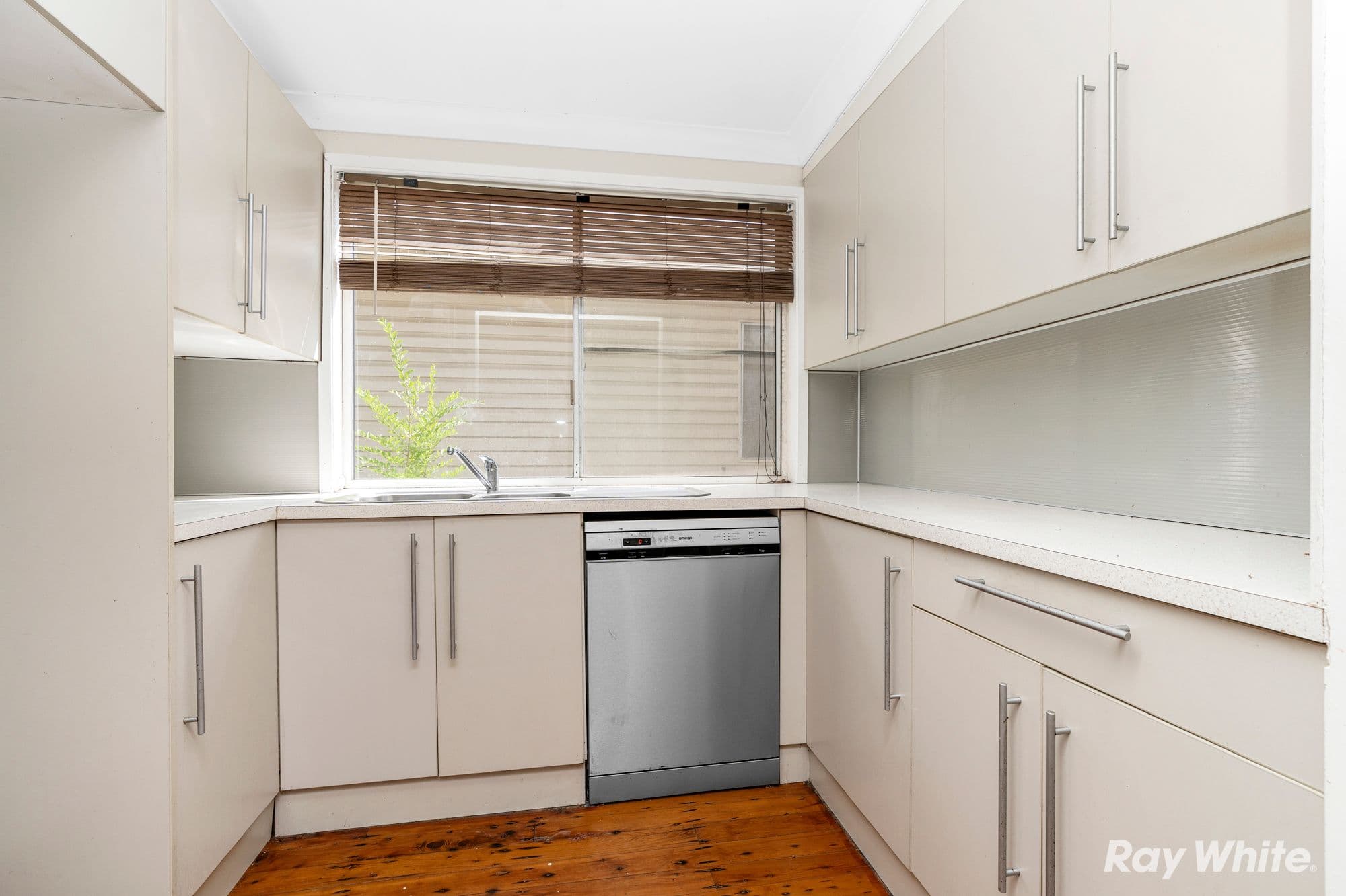 302 Lake Albert Road, Kooringal NSW 2650, Kooringal - Thumbnail 5