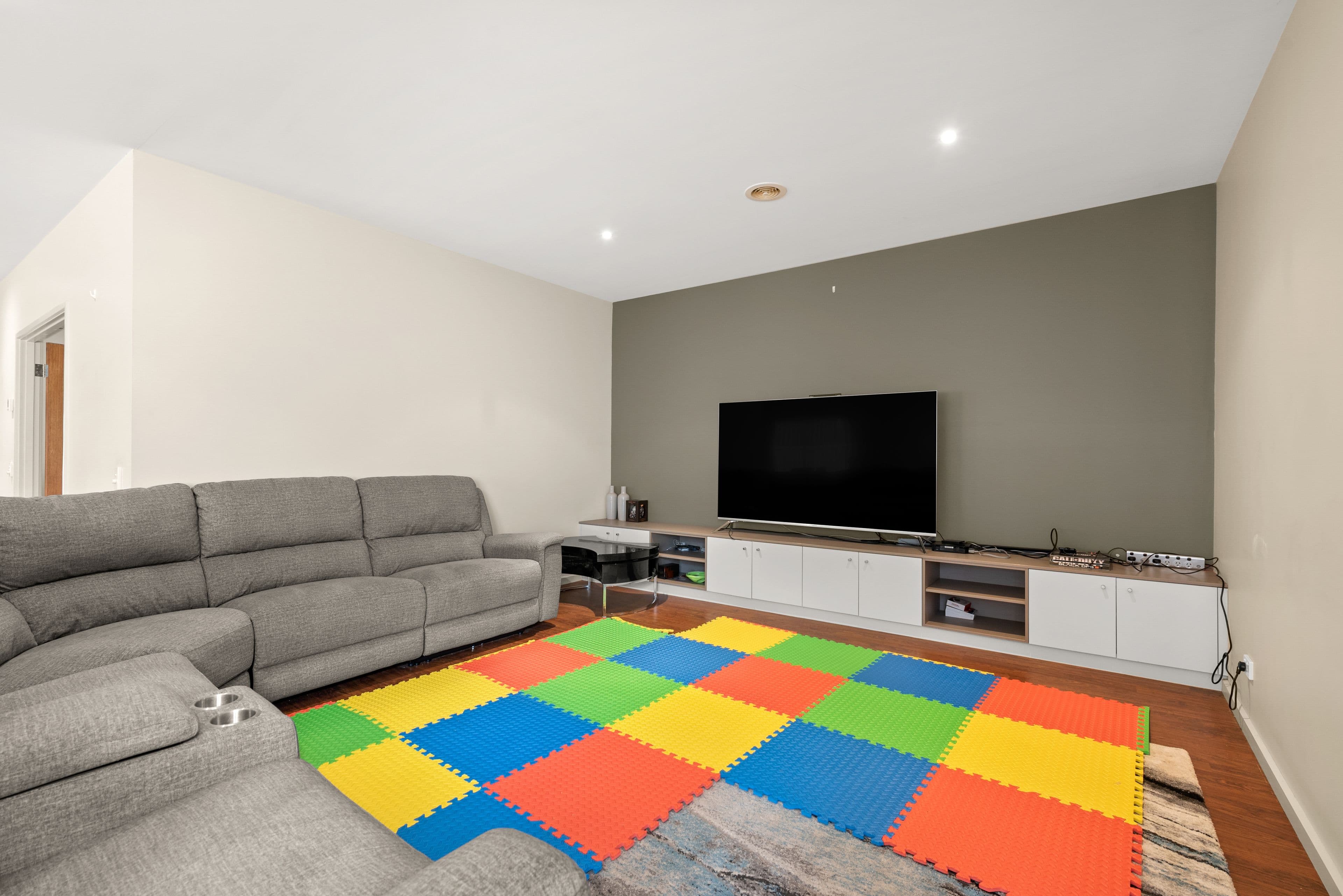 39 Botanic Drive, Pakenham VIC 3810, Pakenham - Thumbnail 6