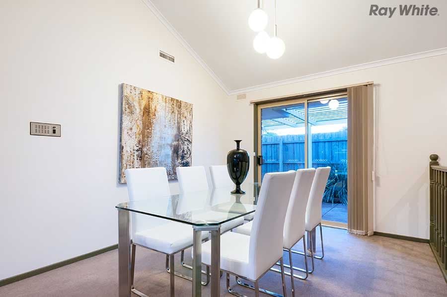 19 Burton Close, KEILOR DOWNS VIC 3038, Keilor Downs - Thumbnail 4