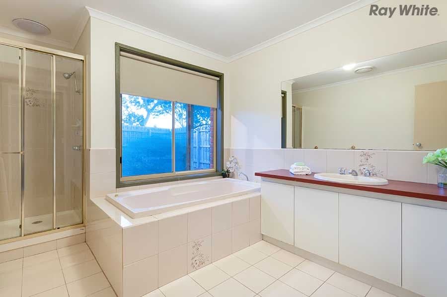 19 Burton Close, KEILOR DOWNS VIC 3038, Keilor Downs - Thumbnail 8