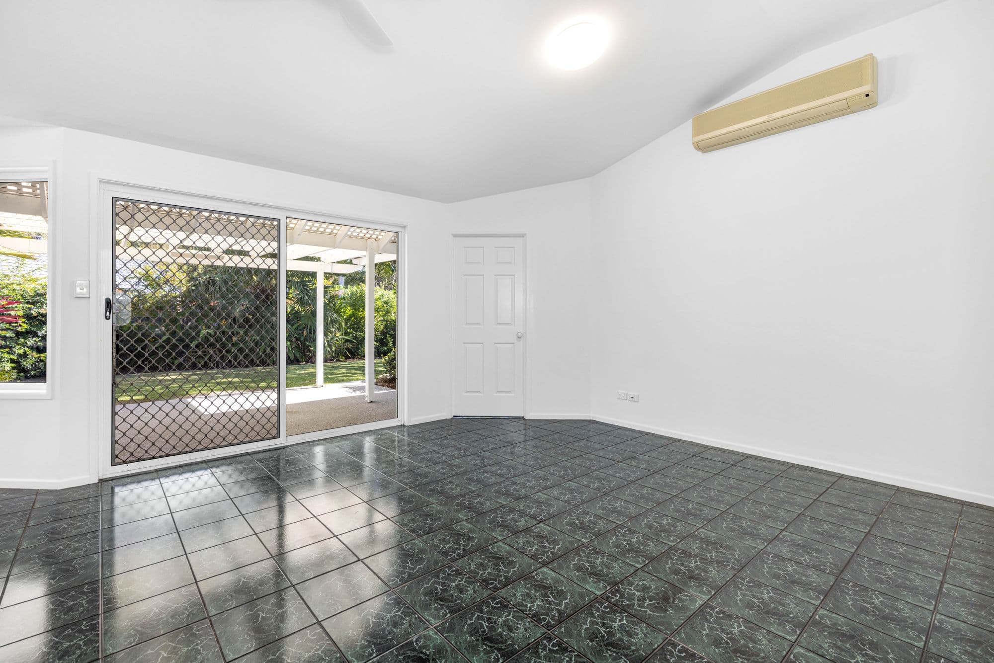 7 Woodlands Crescent, Buderim QLD 4556, Buderim - Thumbnail 7