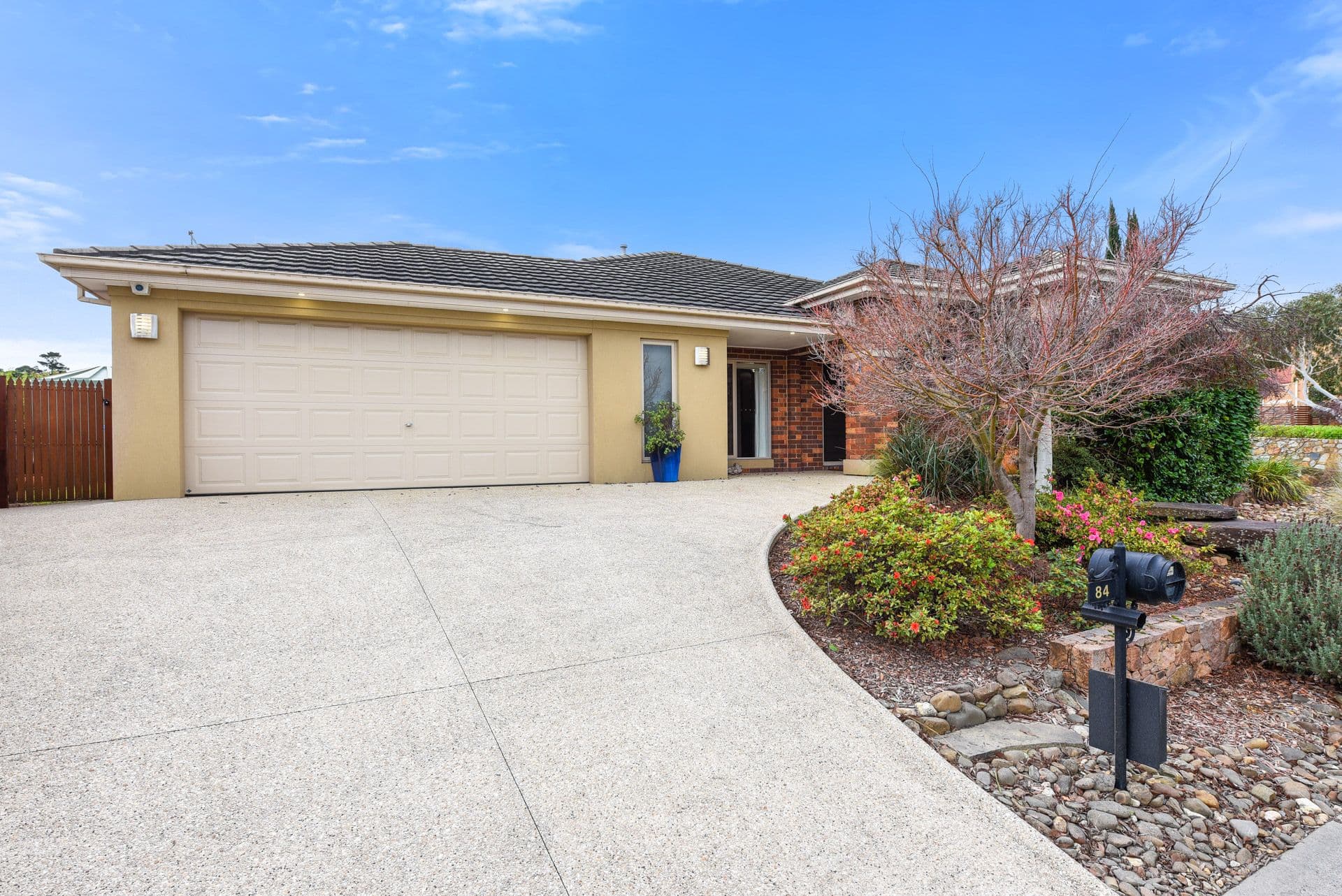 84 Whistler Drive, Berwick VIC 3806, Berwick - Thumbnail 2