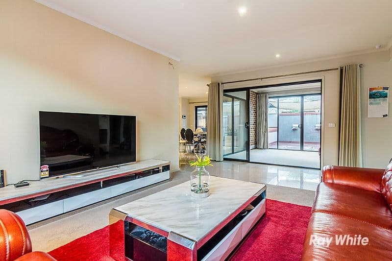 6 Wild Sage Court, Lyndhurst VIC 3975, Lyndhurst - Thumbnail 2
