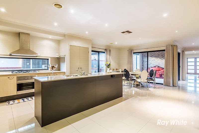 6 Wild Sage Court, Lyndhurst VIC 3975, Lyndhurst - Thumbnail 4