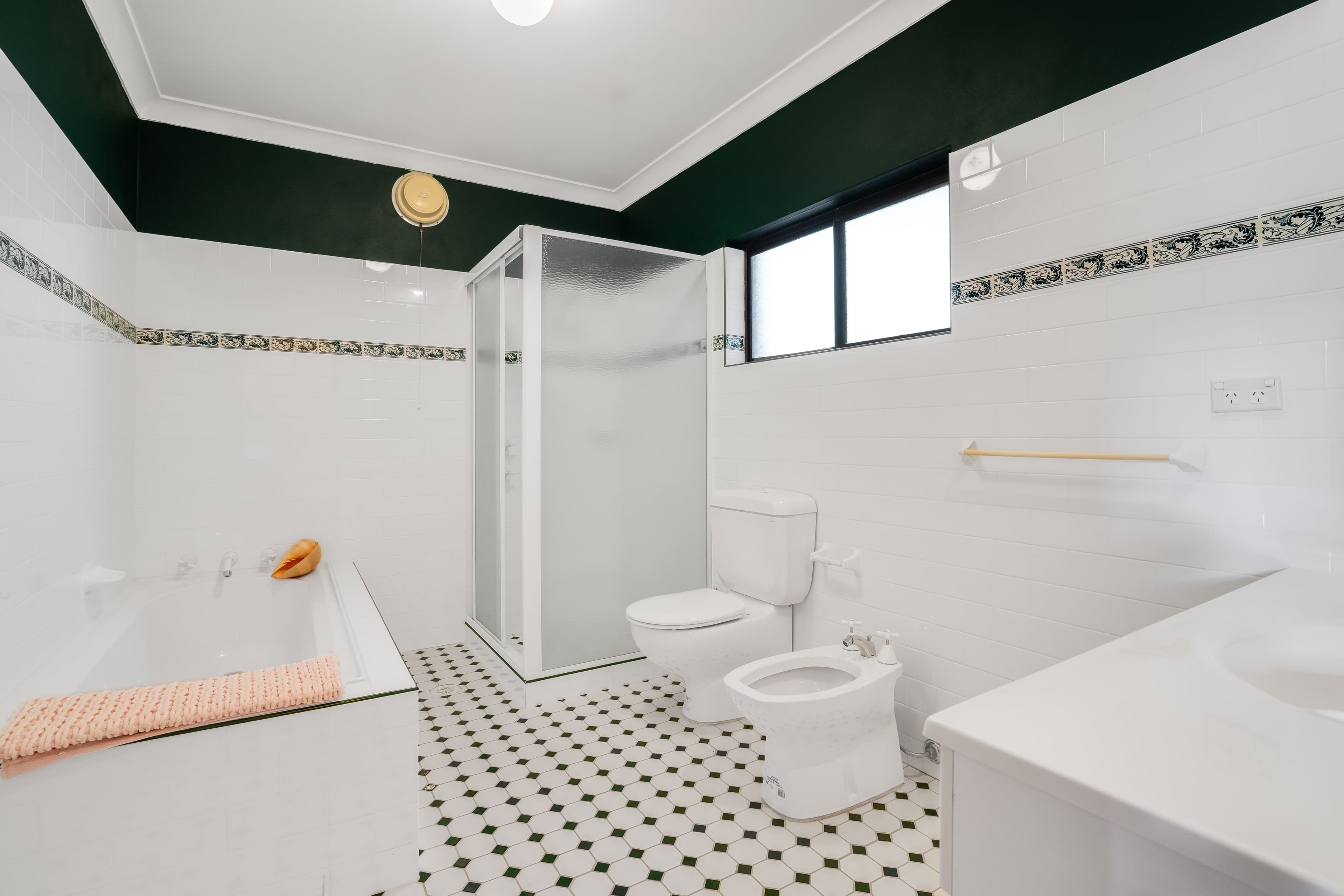 12 Martha Jane Avenue, Killcare NSW 2257, Killcare - Thumbnail 4