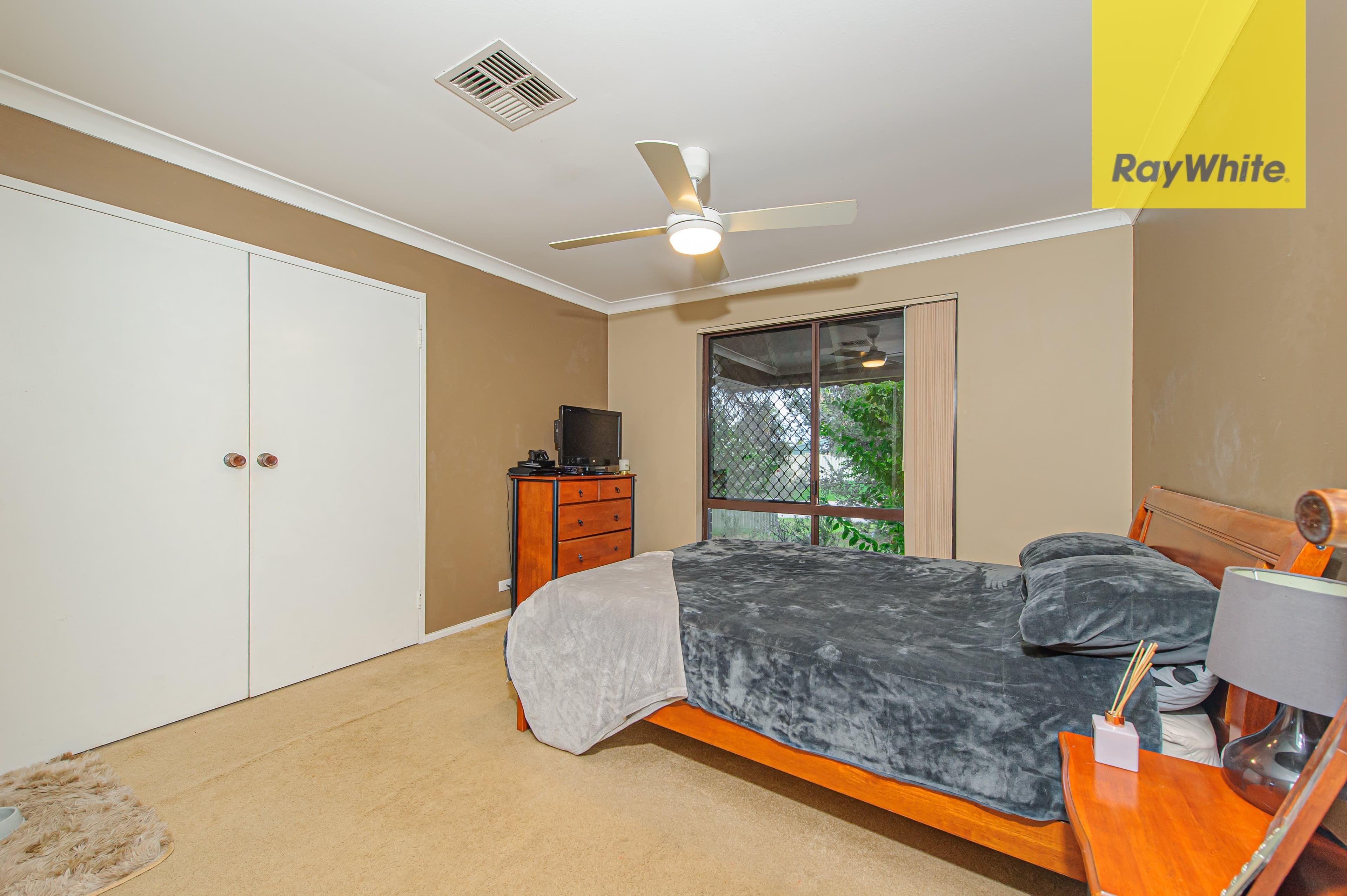 13 Natham Square, Swan View WA 6056, Swan View - Thumbnail 4