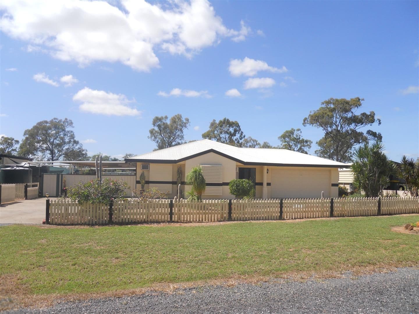 57 Huff Street, GRACEMERE QLD 4702, Gracemere - Image 1