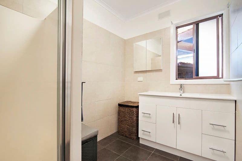 11 Haresta Avenue, Dandenong South VIC 3175, Dandenong - Thumbnail 3