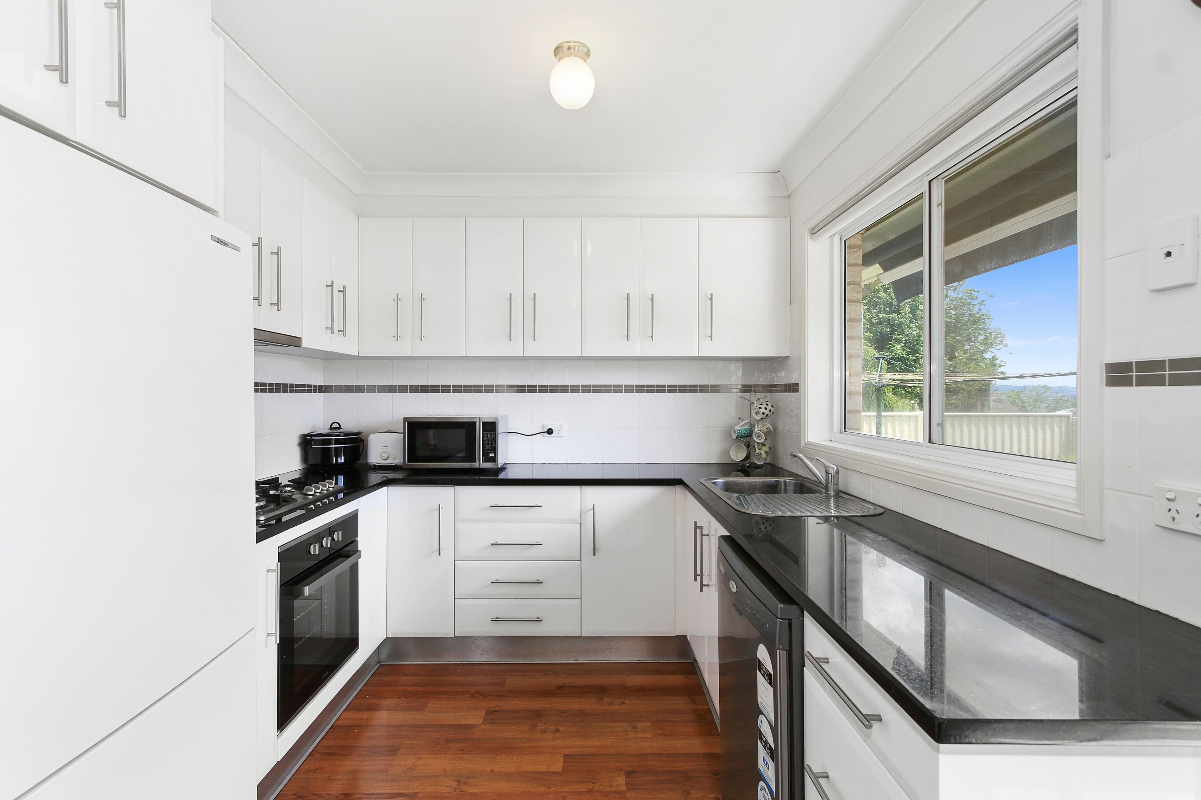 3 Warrabah Close, Tamworth NSW 2340, Tamworth - Thumbnail 2