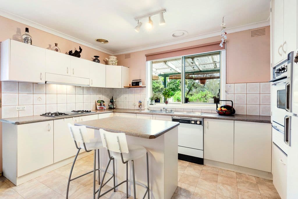 5 Fairland Avenue, Oakleigh East VIC 3166, Oakleigh East - Thumbnail 3