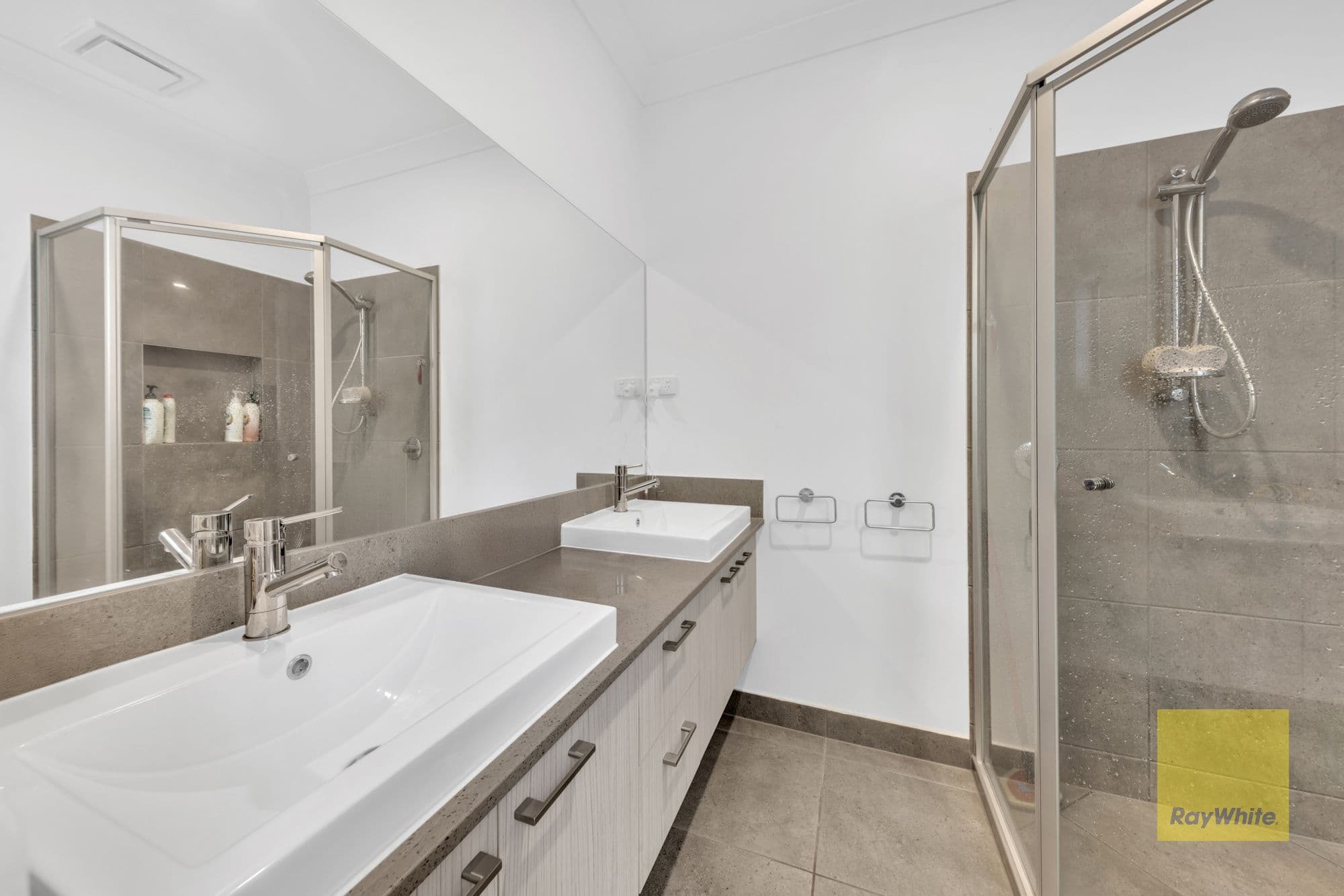 9 Matheson Avenue, Wyndham Vale VIC 3024, Wyndham Vale - Thumbnail 5