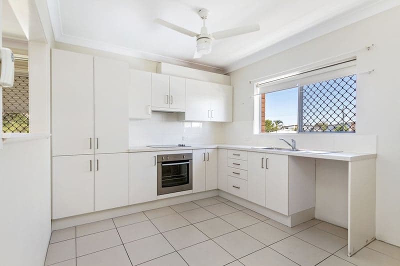 121 Swan Street, Gordon Park - Thumbnail 3