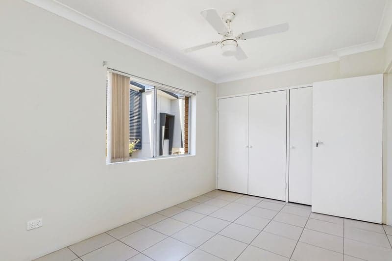 121 Swan Street, Gordon Park - Thumbnail 4