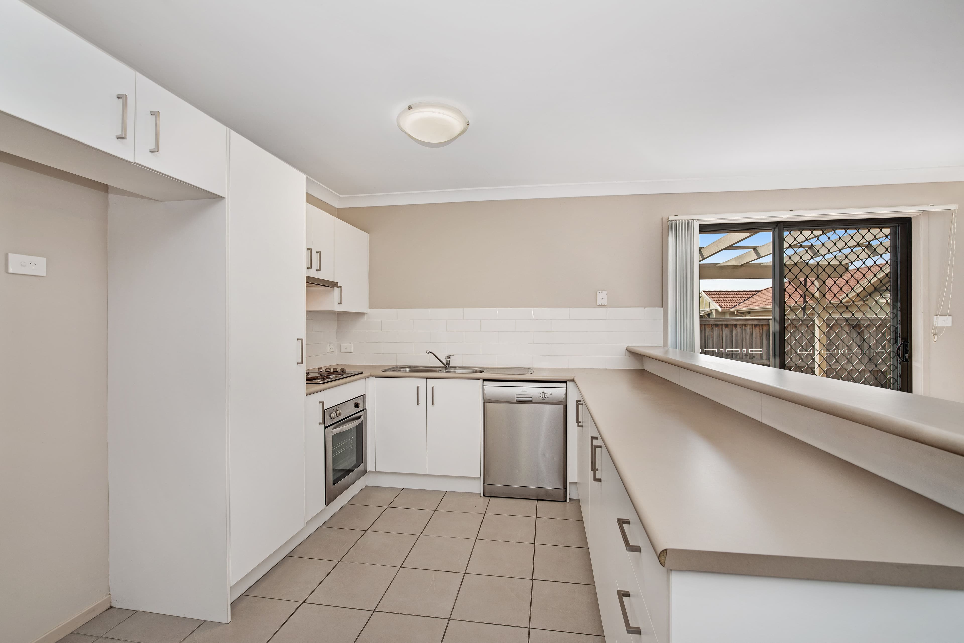 12 Denton Park Drive, Rutherford NSW 2320, Rutherford - Thumbnail 3
