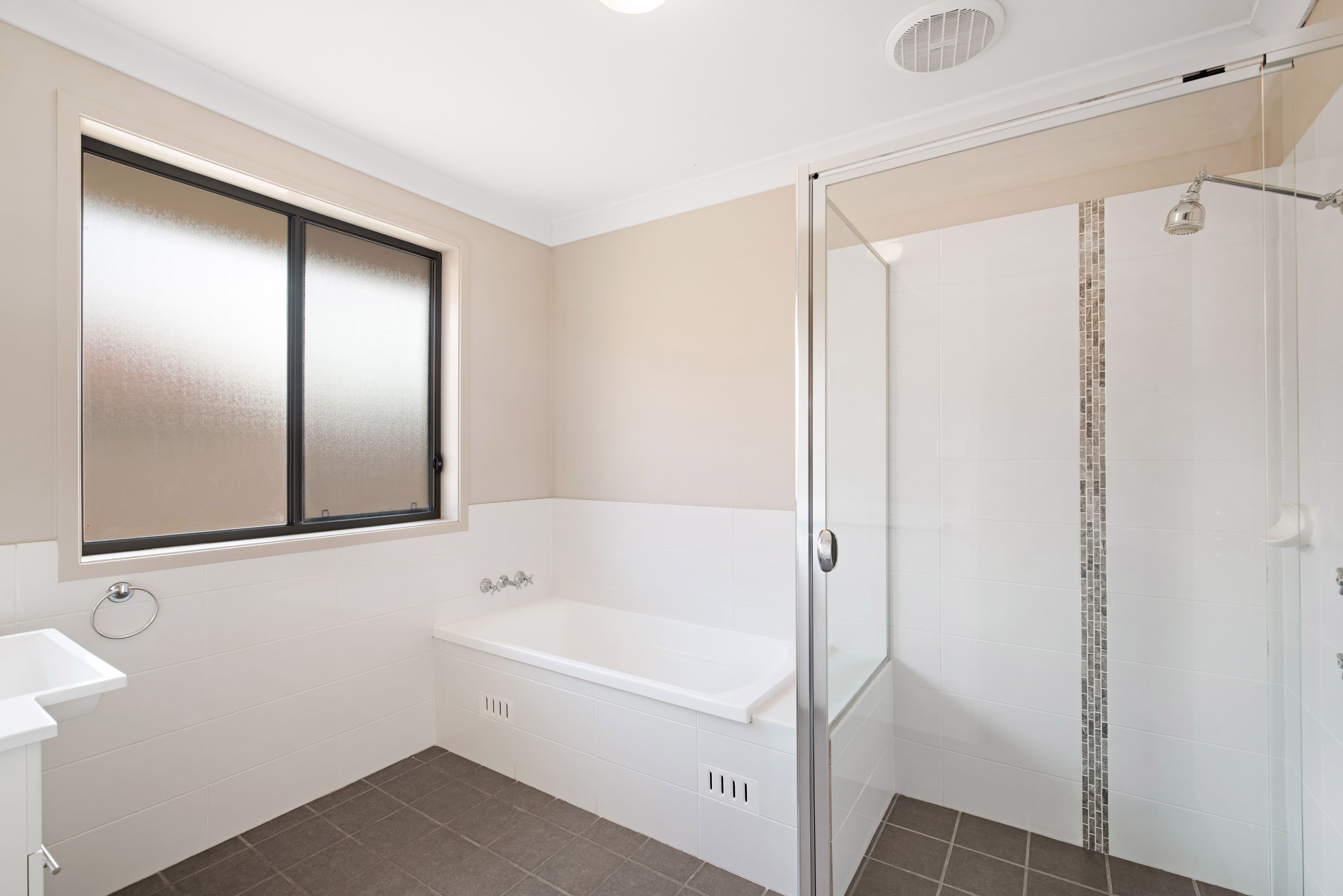 12 Denton Park Drive, Rutherford NSW 2320, Rutherford - Thumbnail 6