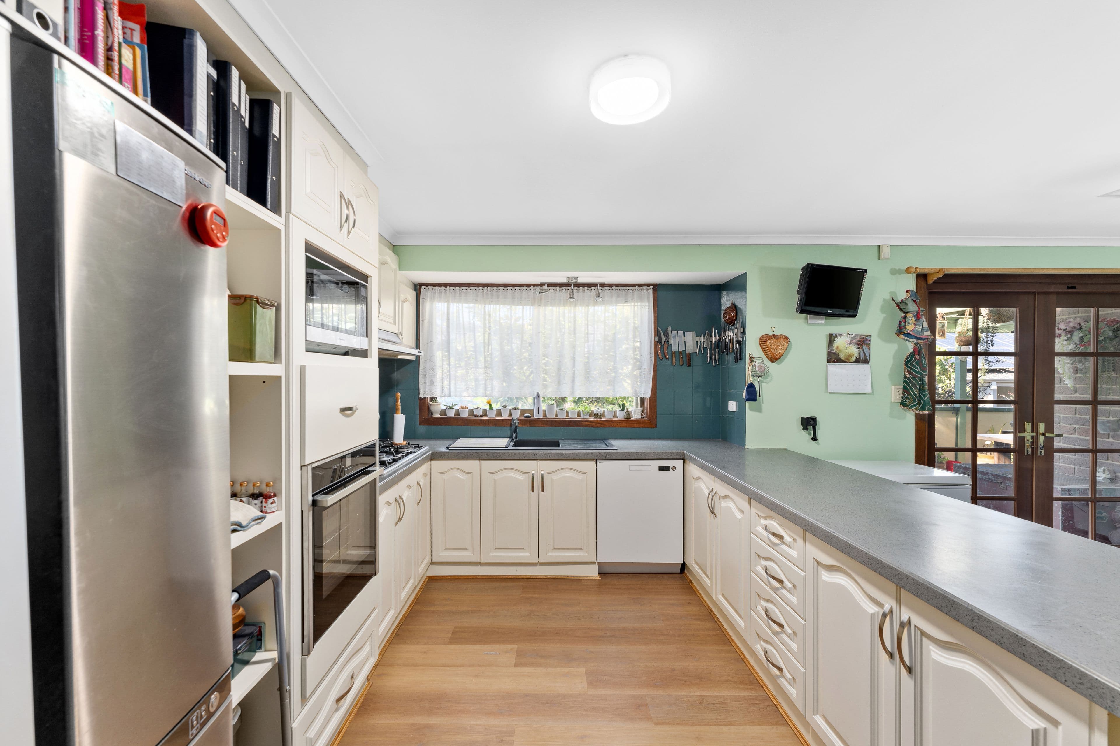 2 Auld Court, Sunbury VIC 3429, Sunbury - Thumbnail 2