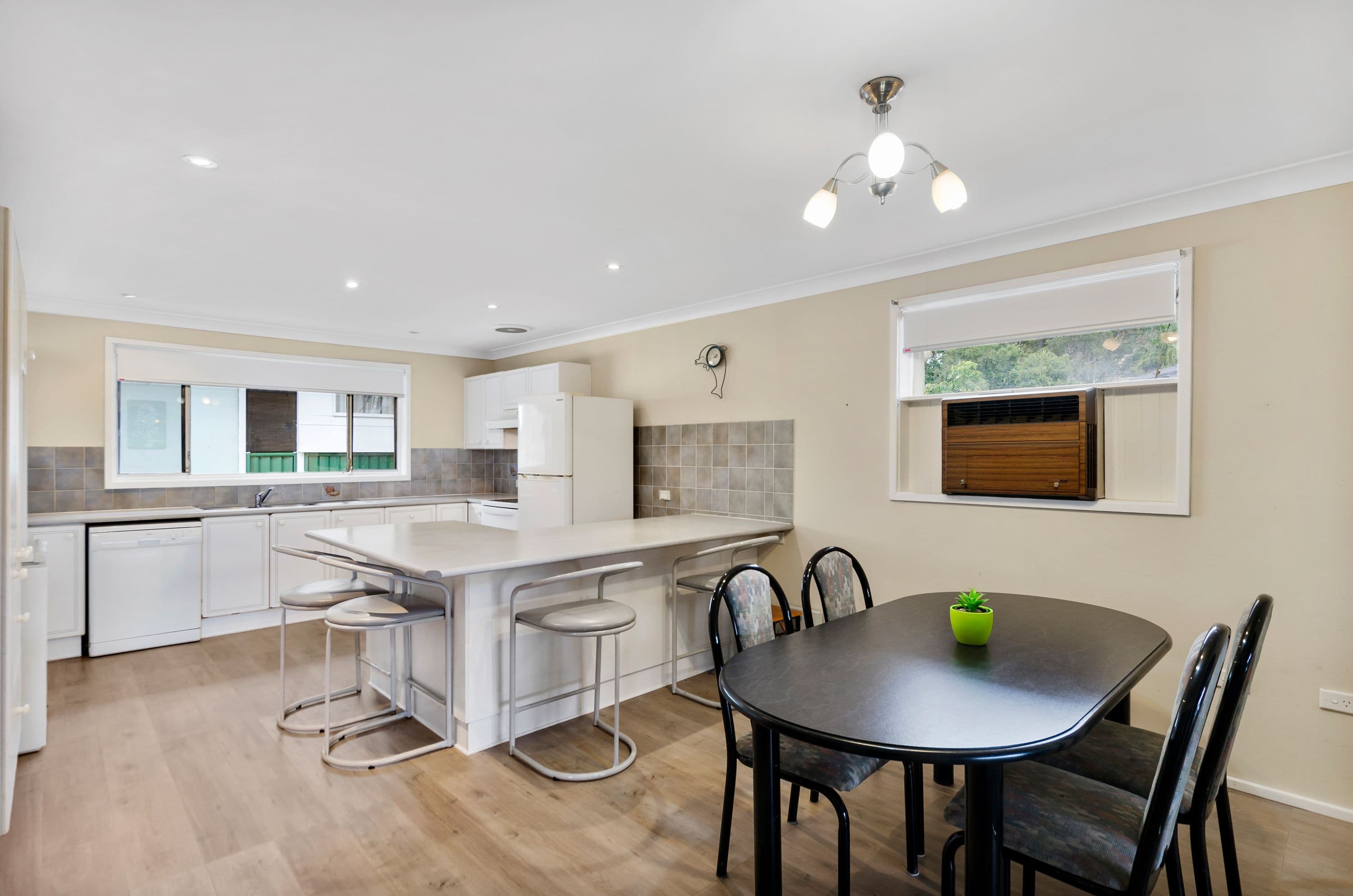 16 Kathryn Street, Kanahooka - Thumbnail 4