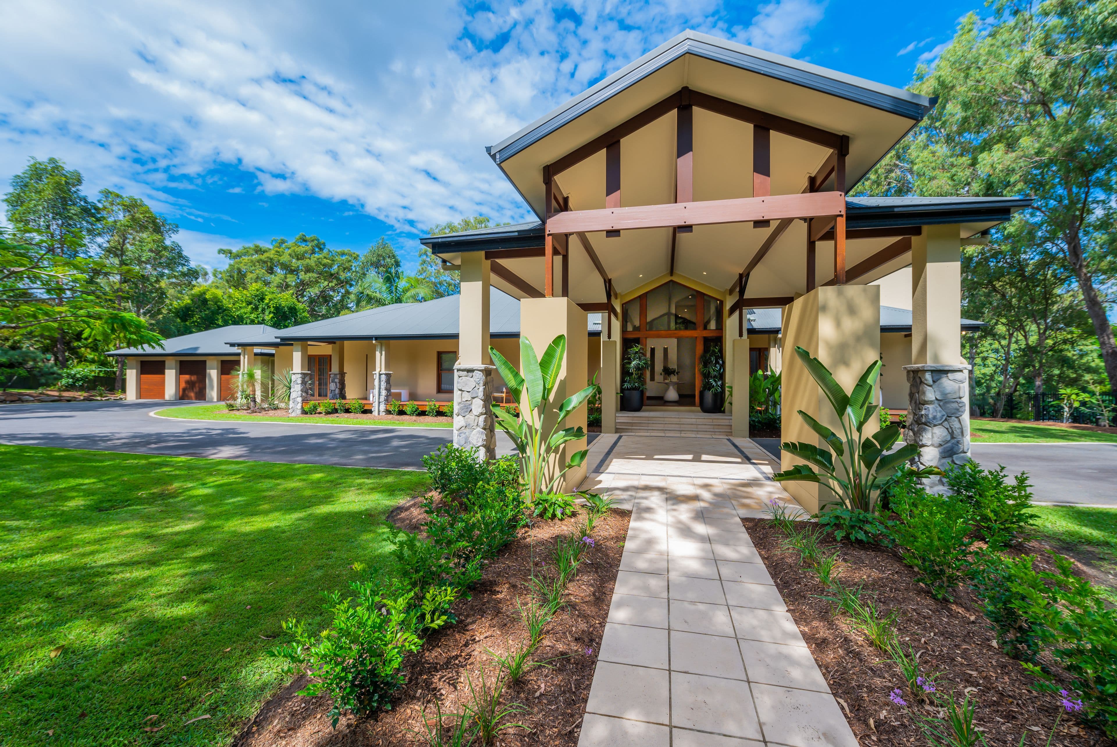 22 Midgera Street, Ashmore QLD 4214, Ashmore - Thumbnail 2