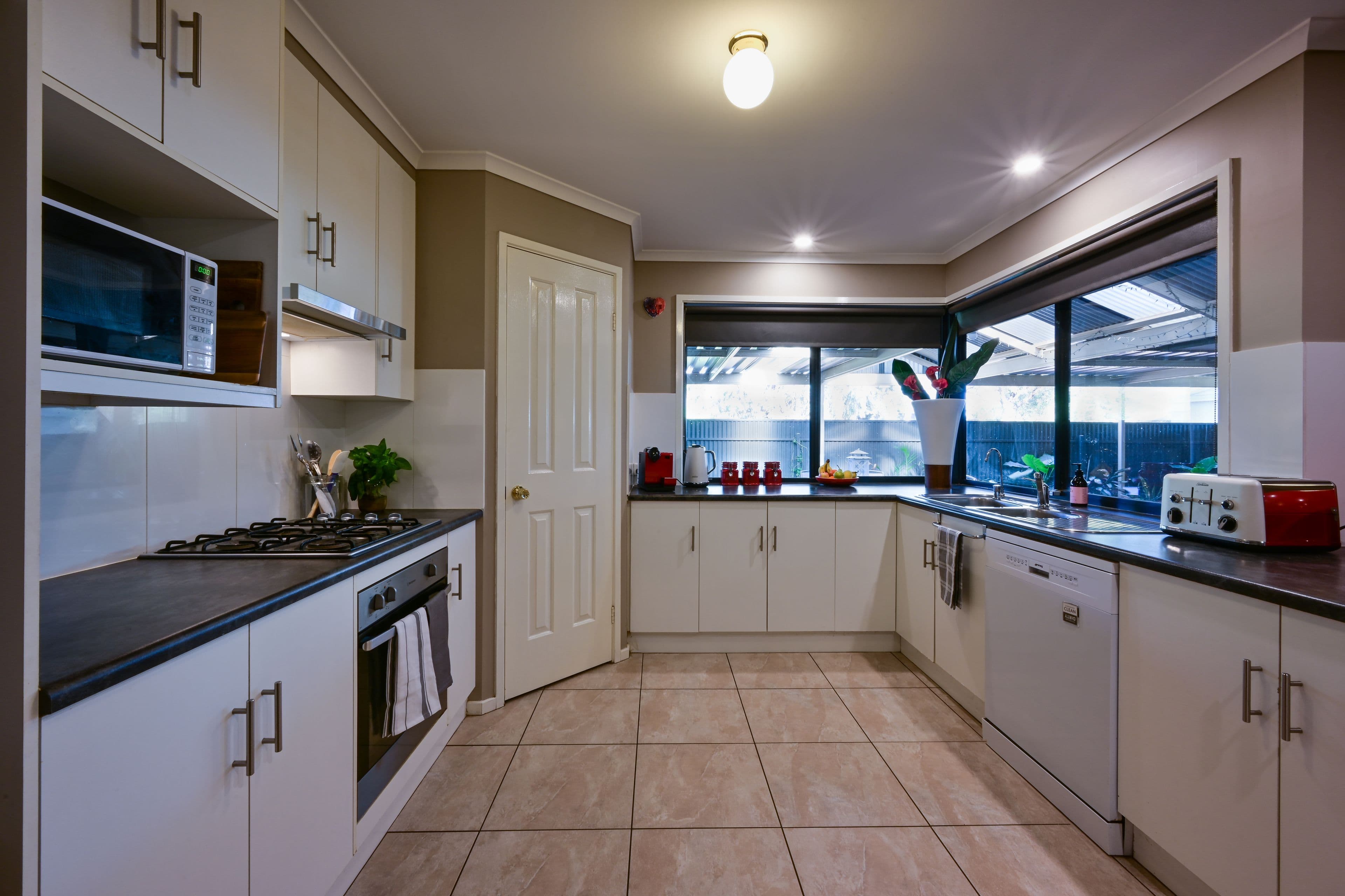 12 North Terrace, Stirling North SA 5710, Stirling North - Thumbnail 7