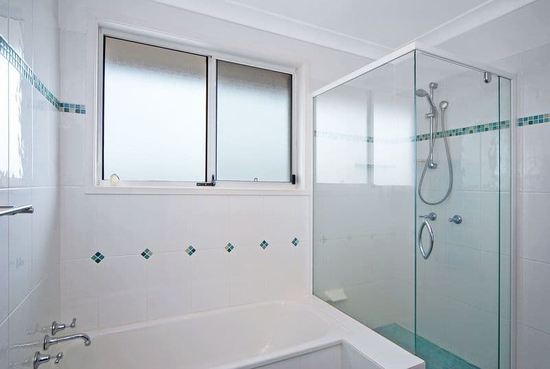 16 Little Lake Crescent, WARILLA NSW 2528, Warilla - Thumbnail 5