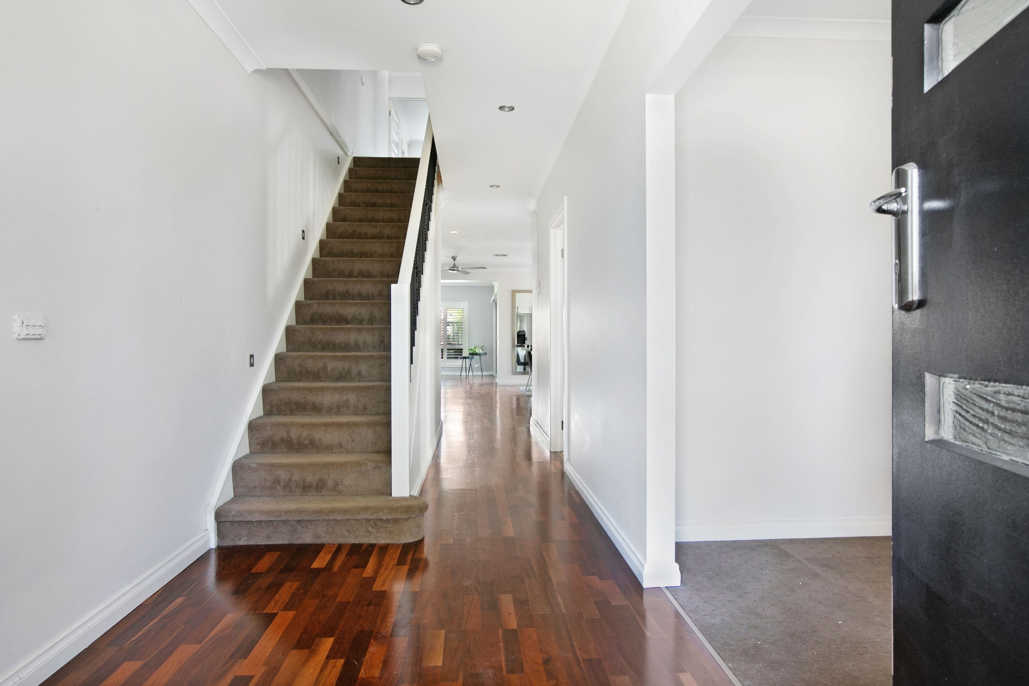10 Beechworth Avenue, Greenvale VIC 3059, Greenvale - Thumbnail 2