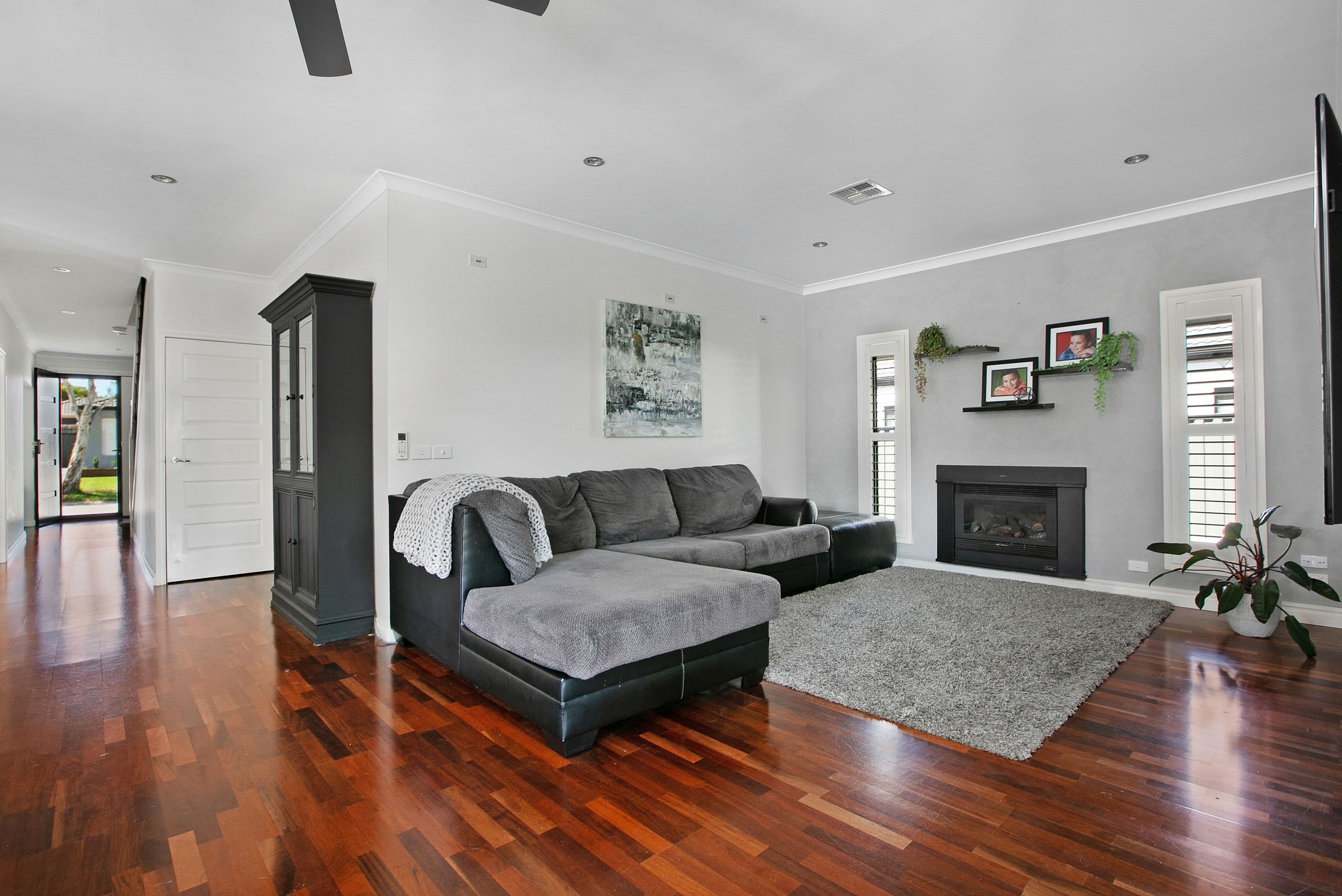 10 Beechworth Avenue, Greenvale VIC 3059, Greenvale - Thumbnail 4