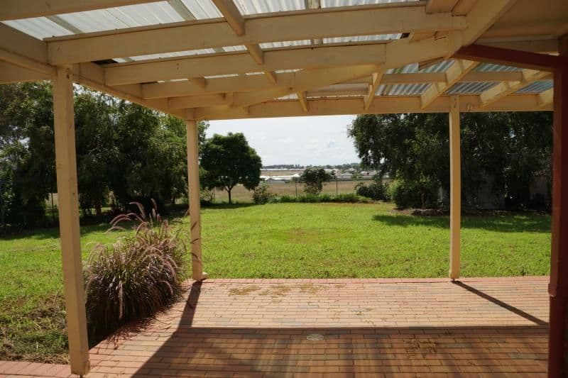 20 Grangewood Drive, DUBBO NSW 2830, Dubbo - Thumbnail 4
