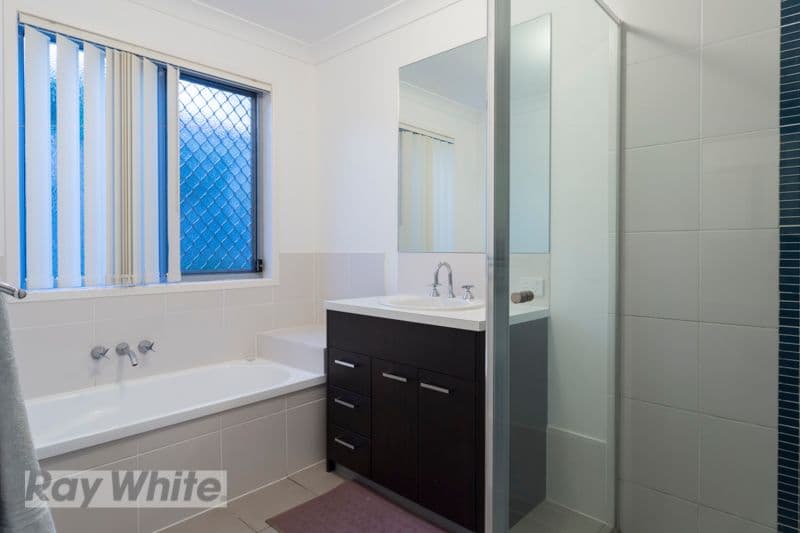 17 Aqua Crest, REDLAND BAY QLD 4165, Redland Bay - Thumbnail 4
