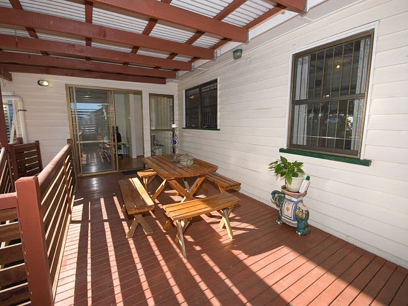 109  Lutzow Street, TARRAGINDI QLD 4121, Tarragindi - Thumbnail 2