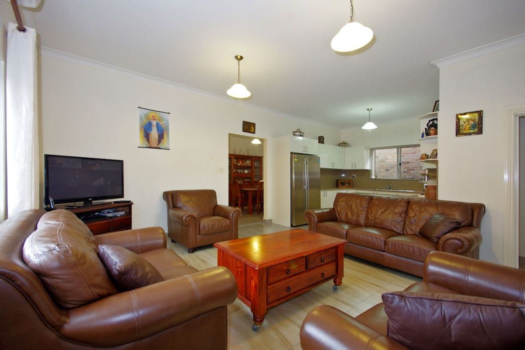 36 ARTHUR Street, PUNCHBOWL NSW 2196, Punchbowl - Thumbnail 4