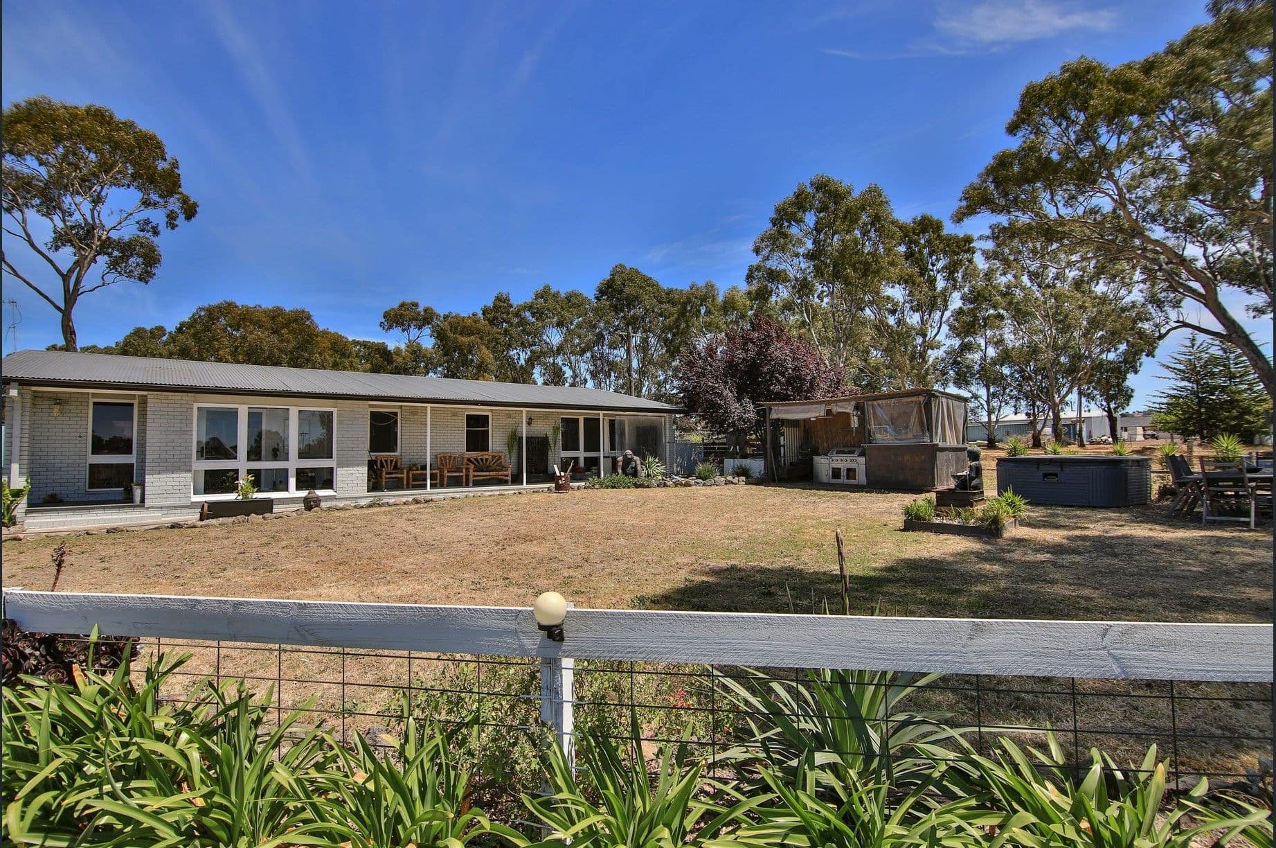 73 Elizabeth Street, Ararat VIC 3377, Ararat - Thumbnail 3