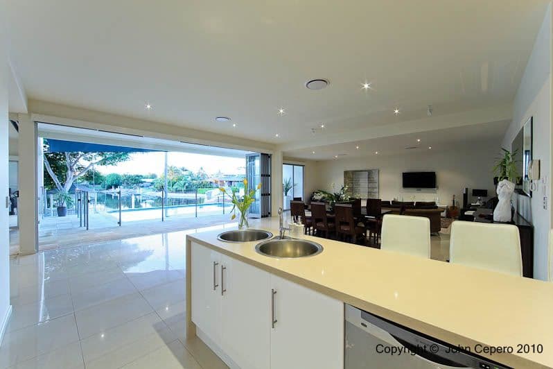 3 Meredith Drive, BROADBEACH WATERS QLD 4218, Broadbeach Waters - Thumbnail 6
