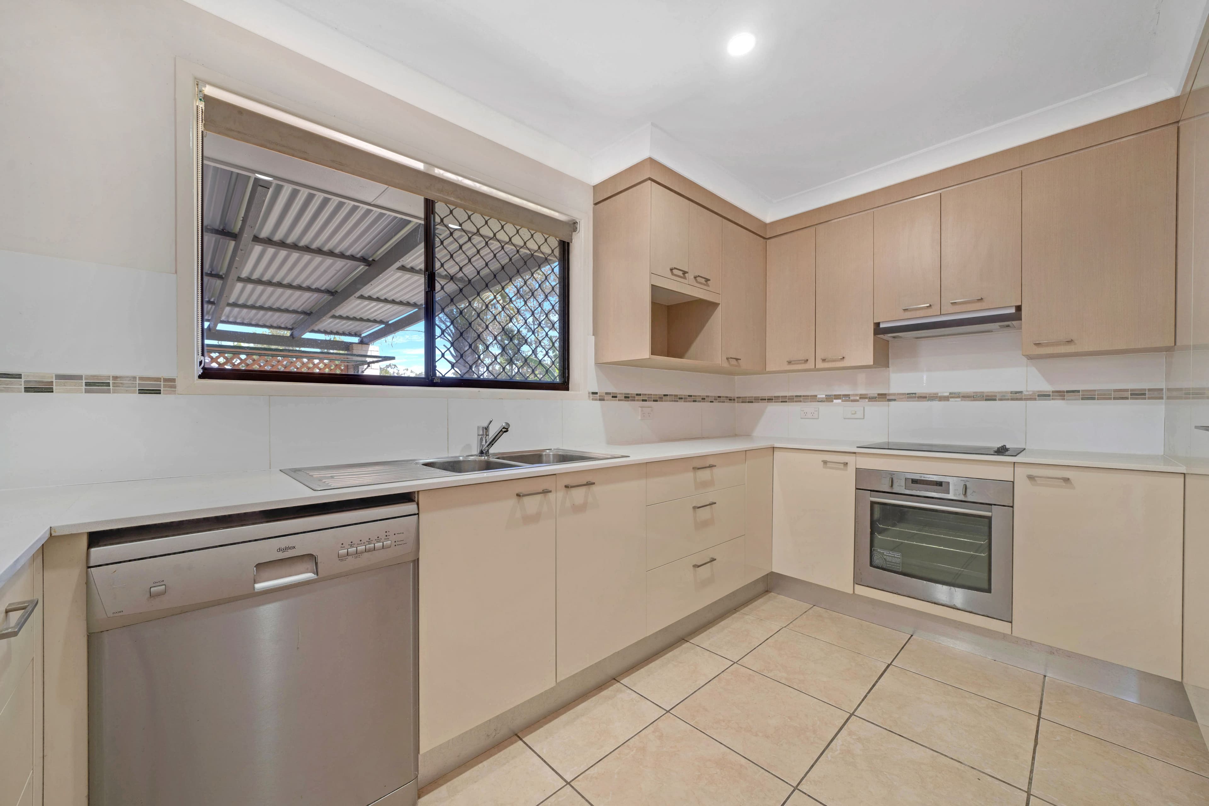 57 Kilby Street, Crestmead QLD 4132, Crestmead - Thumbnail 2