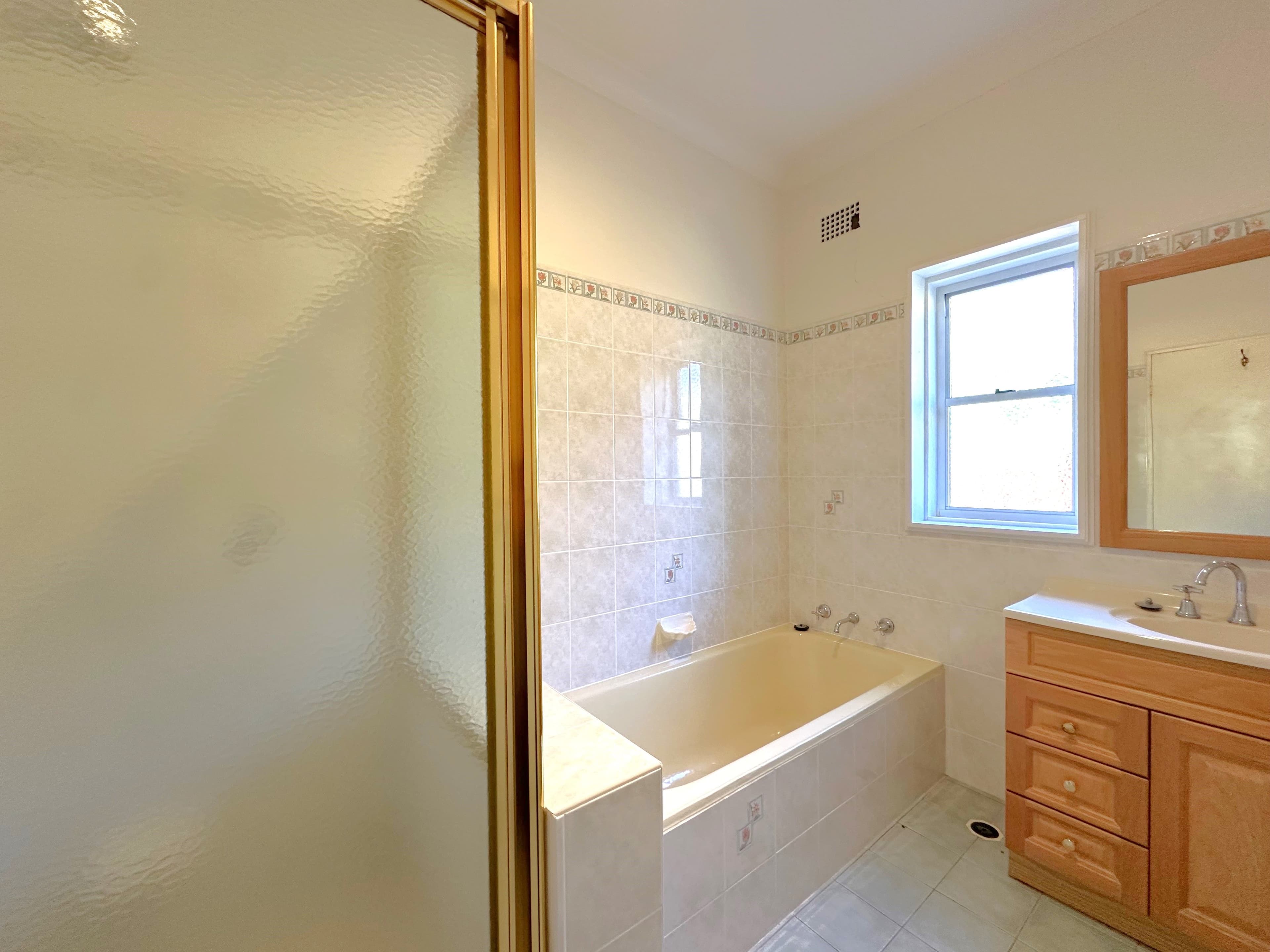 63 Thornhill Street, Young NSW 2594, Young - Thumbnail 8