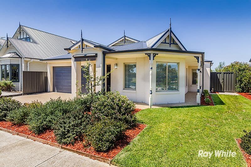 11 Fortuna Crescent, Cranbourne West VIC 3977, Cranbourne West - Image 1