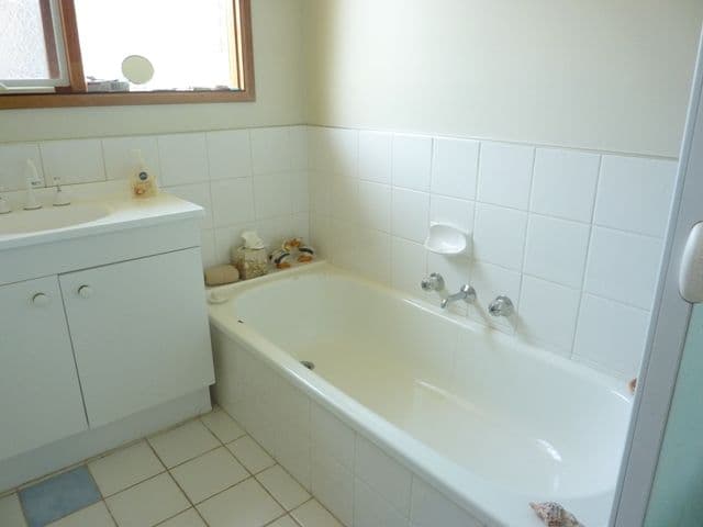 23 Belleden Drive, Bellmere, QLD, 4510, Bellmere - Thumbnail 4