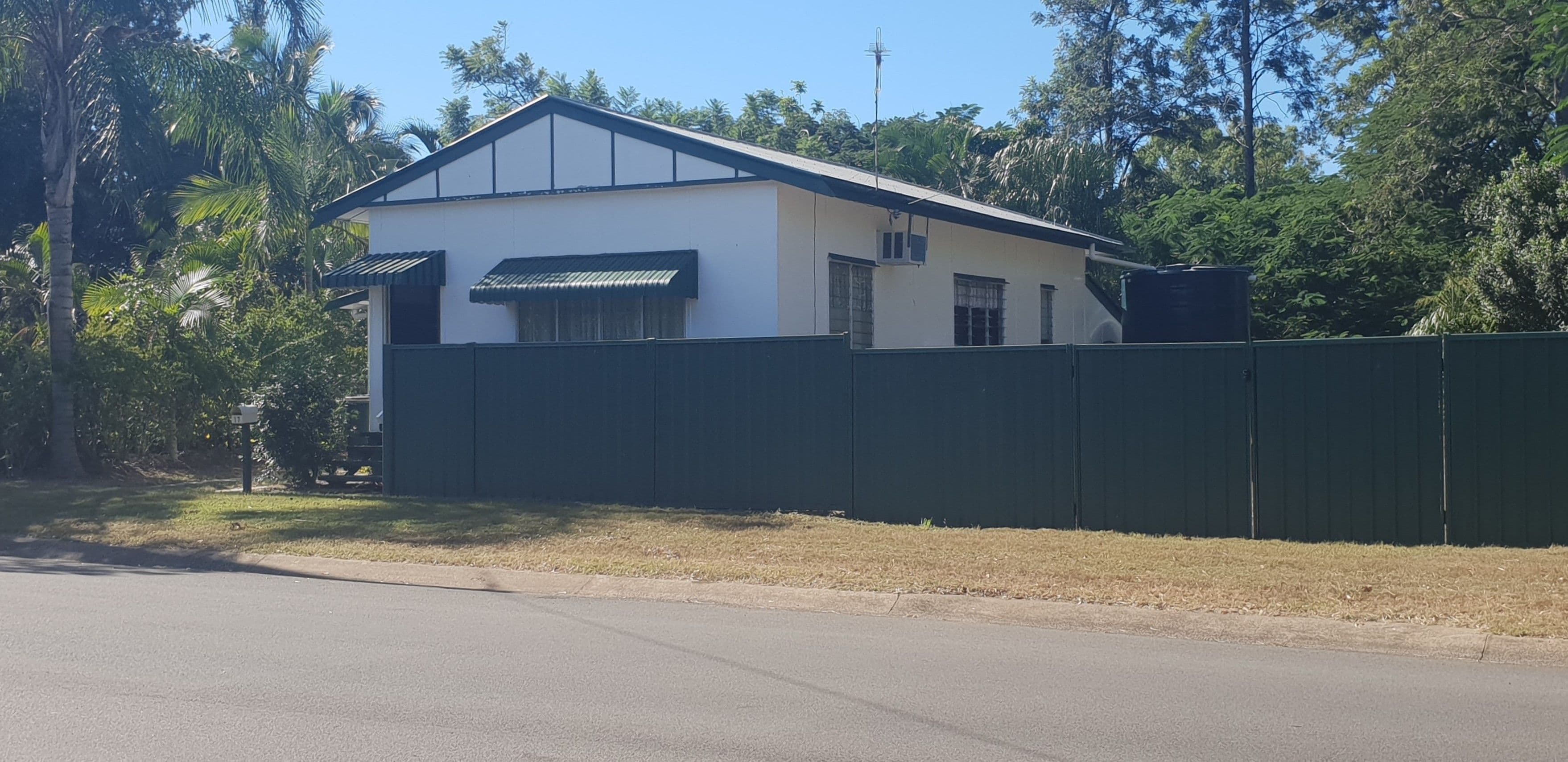17 Moore Park Road, Moore Park Beach QLD 4670, Moore Park Beach - Thumbnail 3