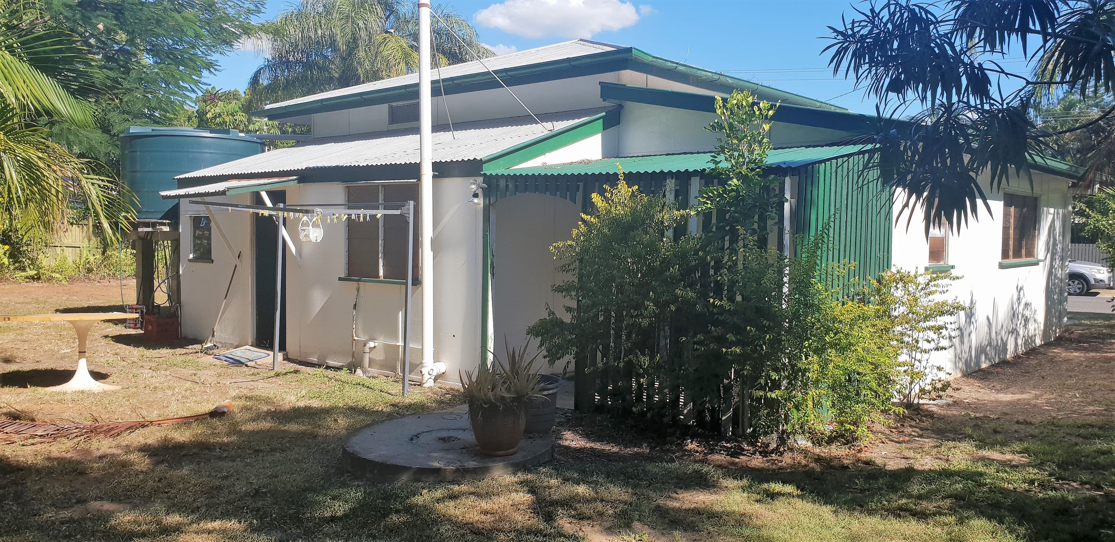 17 Moore Park Road, Moore Park Beach QLD 4670, Moore Park Beach - Thumbnail 4