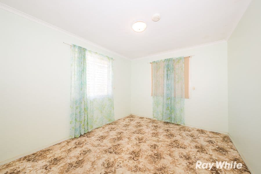 15 Avon Avenue, Banksia Beach QLD 4507, Banksia Beach - Thumbnail 5