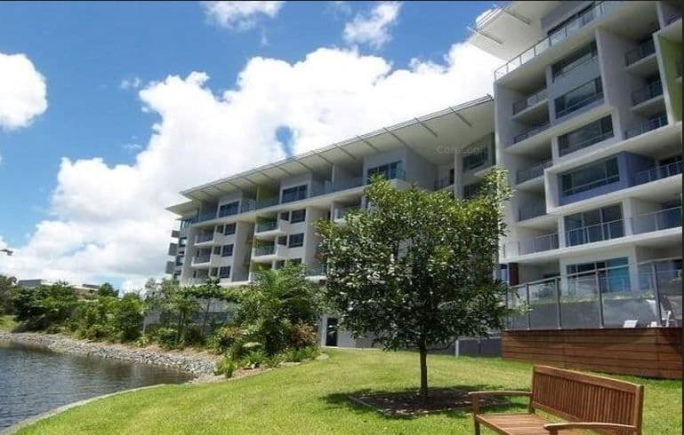 2-4 Riverwalk Avenue, Robina QLD 4226, Robina - Thumbnail 5