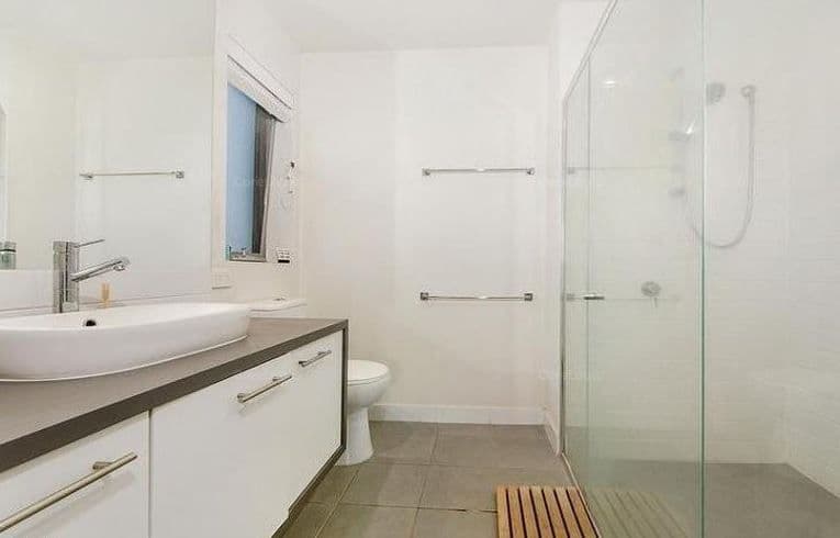2-4 Riverwalk Avenue, Robina QLD 4226, Robina - Thumbnail 7
