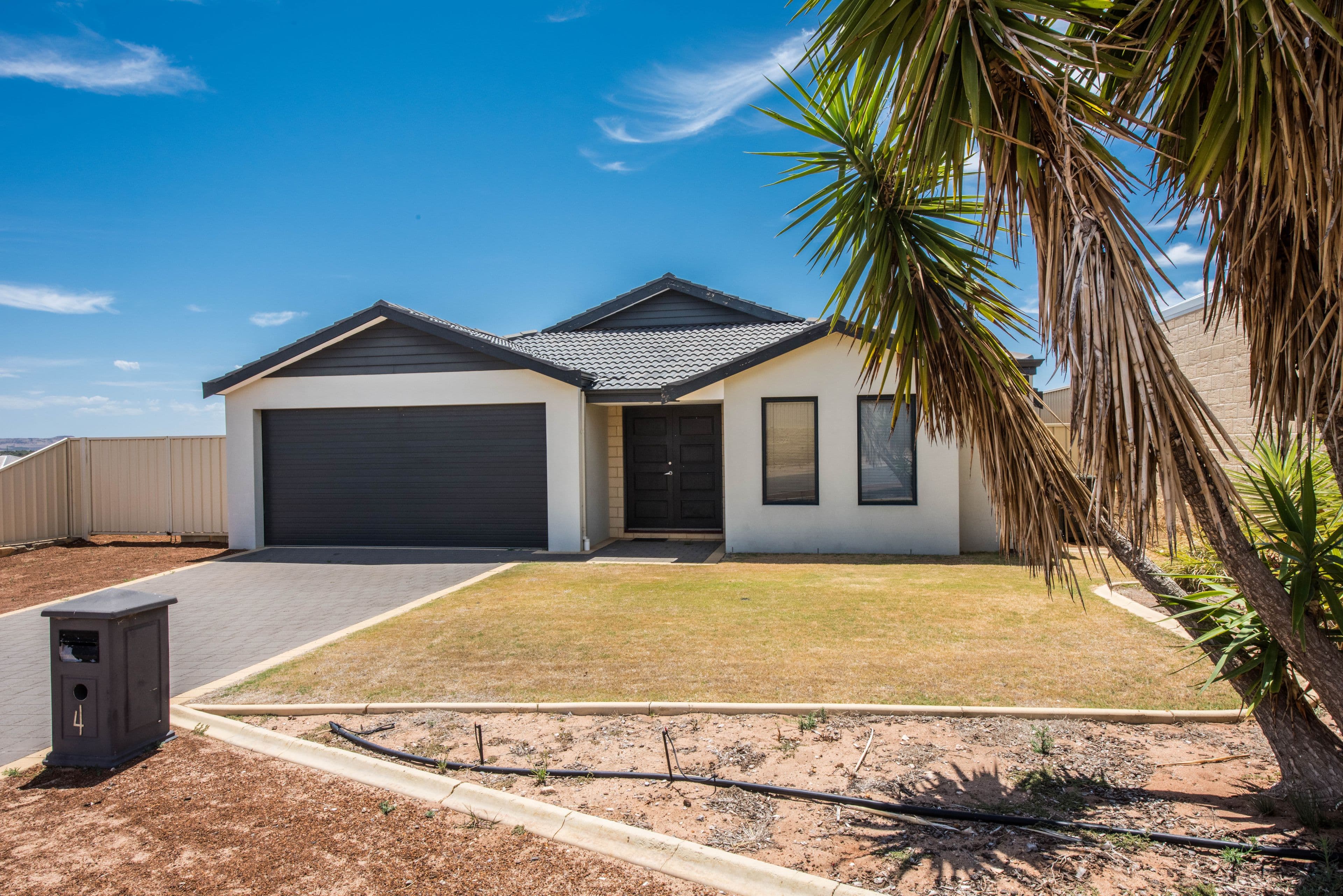 4 Wildwave Bend, Wandina WA 6530, Wandina - Image 1