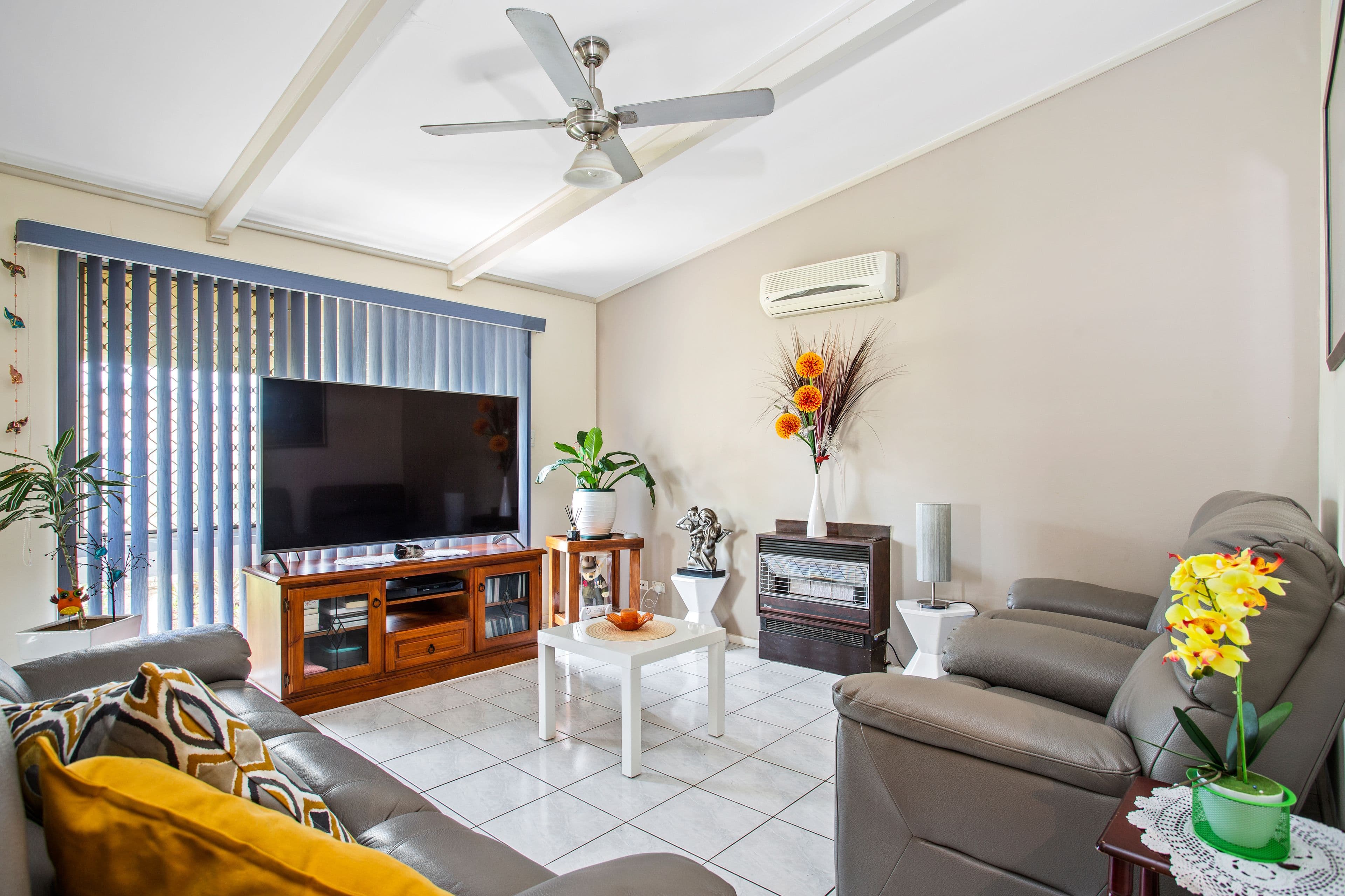 16 Tucker Crescent, North Haven SA 5018, North Haven - Thumbnail 2